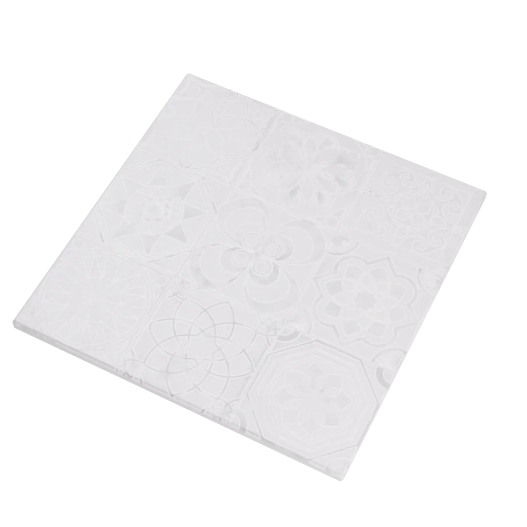 Celta, a Glazed Tile by Ceragni